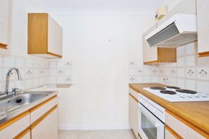 KITCHEN- click for photo gallery